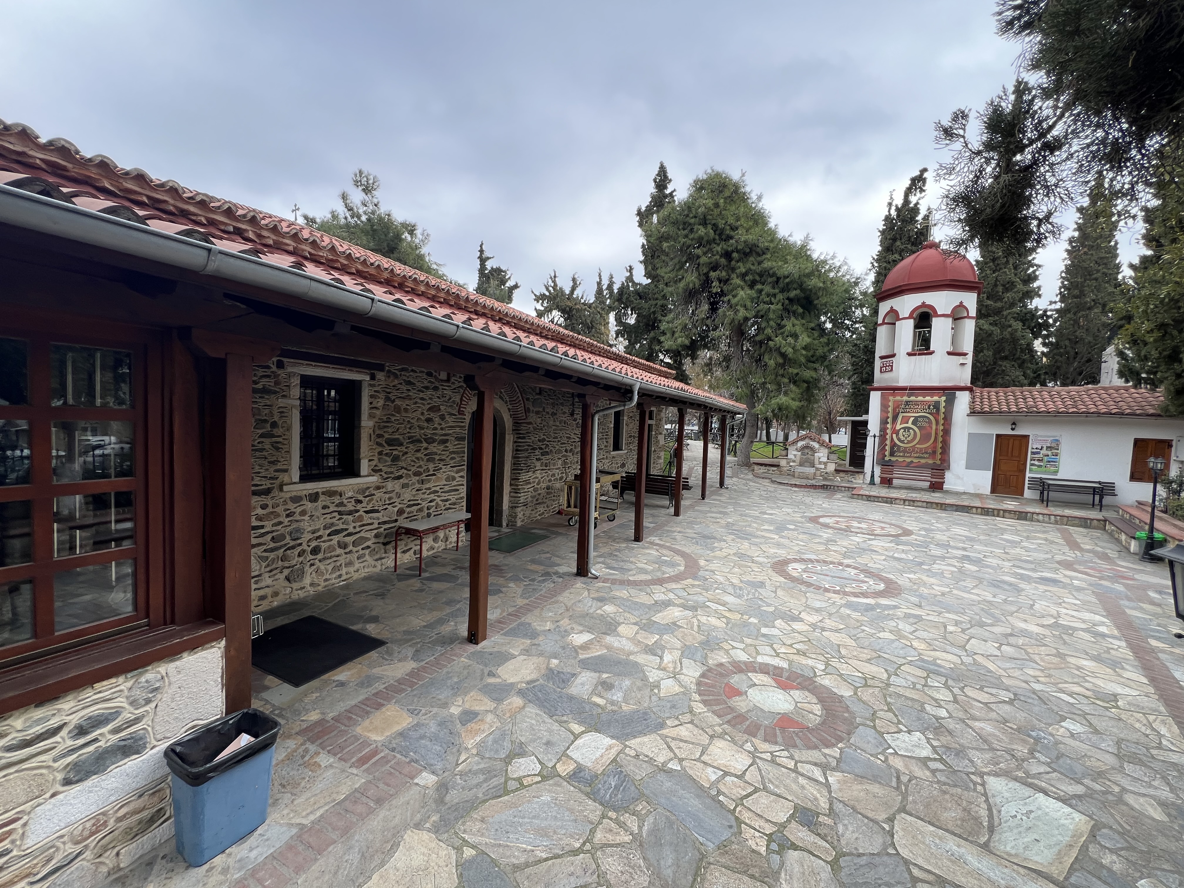 Ιερός Ναός Αγίου Αθανασίου Ευόσμου